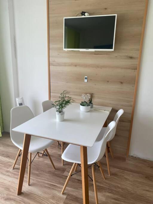 Apartment Mit Seeblick Strobl Buitenkant foto